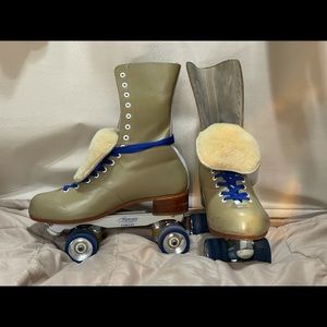 (ON HOLD) custom Riedell Roller skates Men’s 10